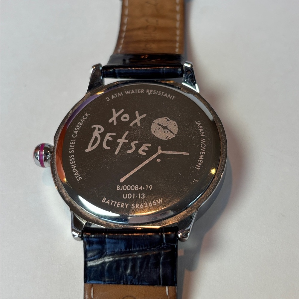 Betsey Johnson Toucan Watch - Picture 4 of 7